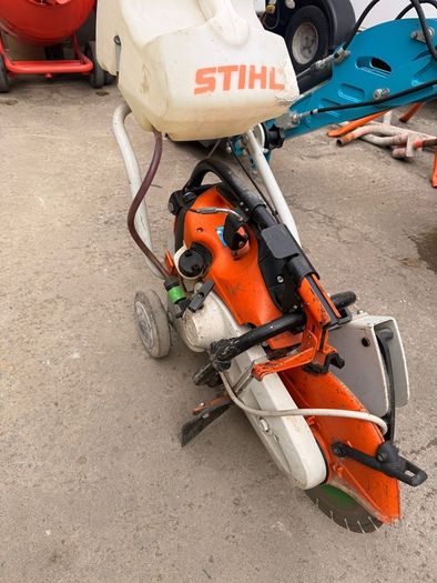 12" Stihl Consaw with Trolley