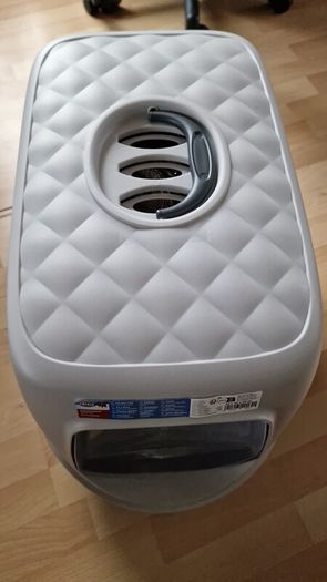 Cat Litter Box