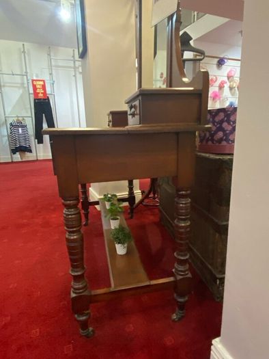 Antique victorian/edwardian dressing table