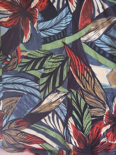 SALE!  Oversized Tropical Print Top size 12, new