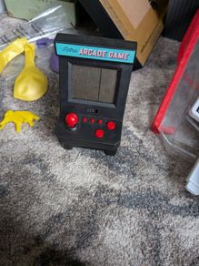 hand held retro arcade game