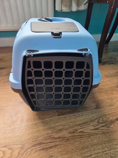 Cat Tree, Bed, and Crate