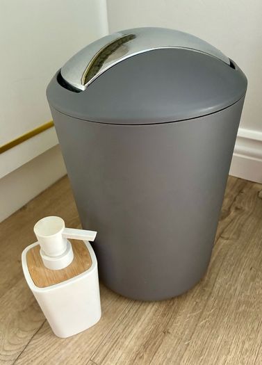 Bin / hand wash dispenser
