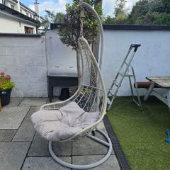 hanging chairs
