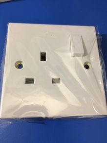 Single Switched Socket White