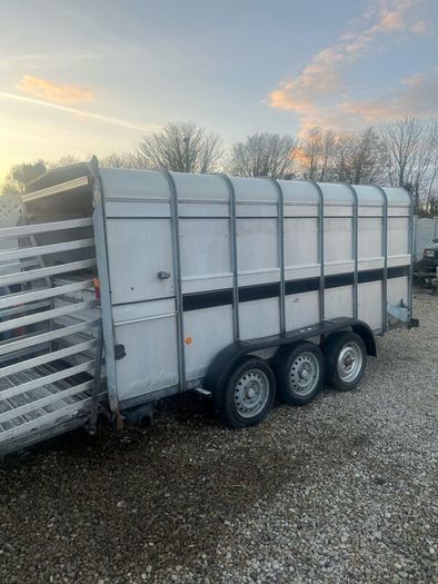 14ft ifor willaims cattle trailer with decks