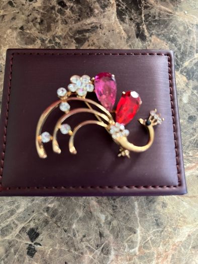 brooch