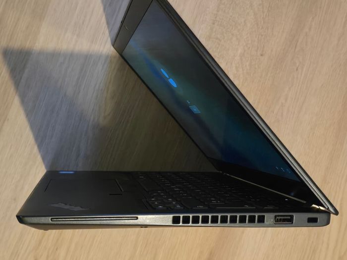 Thinkpad x390