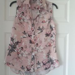 Select floral pink top