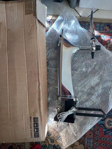 BNIB Carling Tap