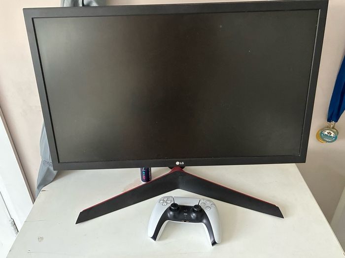Ps5 digital edition & gaming monitor