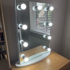 light up makeup mirror