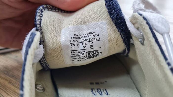 Navy Converse Size 1