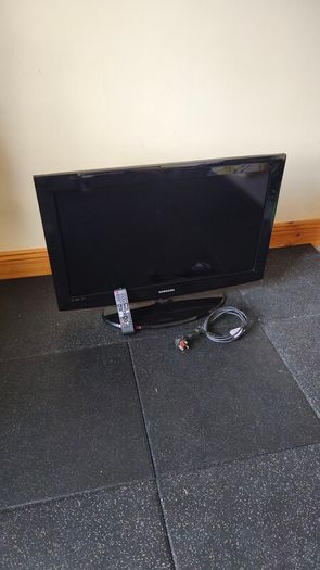 Samsung LE32B450C4WXXU 32" Tested Working TV Made In Hungary