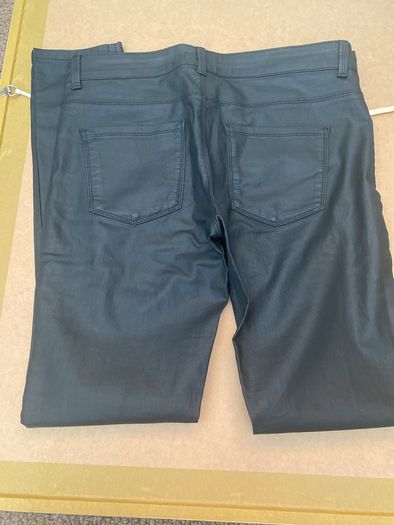Oasis Faux Leather size 12