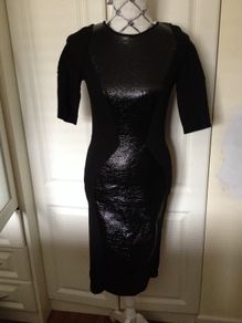 RIVER ISLAND.. Beautiful Black Fitted Pencil Dress (Size 10)