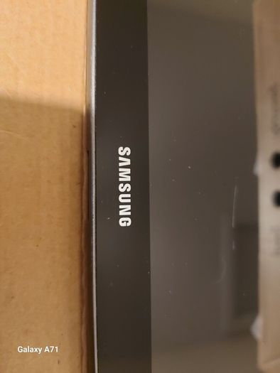 Samsung Galaxy Tab 2, GT-P5113, 16GB, and Preload with nearly 2 dozen childrens movies, in excellent condition