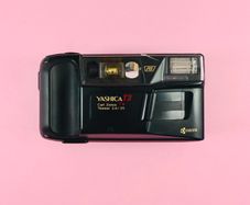 Yashica T3