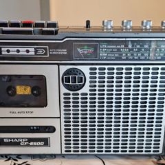 From 1978 Sharp 6500H, working good, sound exelent.