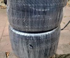 Car tyres