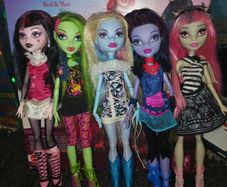 Monster high dolls