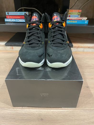 Nike LeBron 8 Space Jame