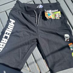 New Black Minecraft Shorts - Size Age 9/10yrs