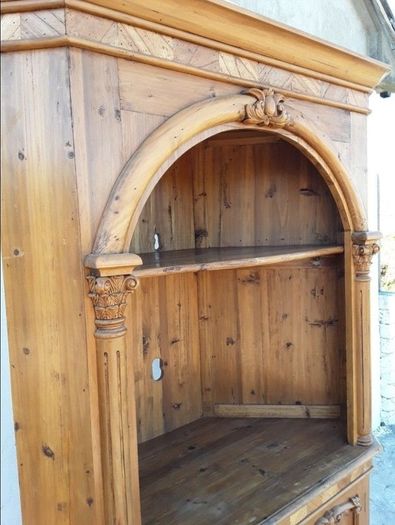 Vintage Pine Corner cabinet