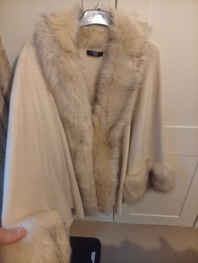 ladies shawl/cloak