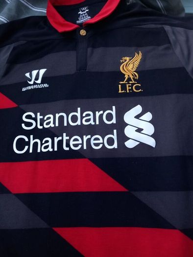 liverpool away jersey small