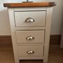 King bed, matching lockers and chest of drawers Image 5
