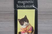 Magnetic cat bookmark