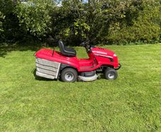 Honda 2417 ride on