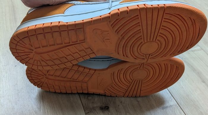 Nike Dunk Low Safari Swoosh - Kumquat Size UK 9