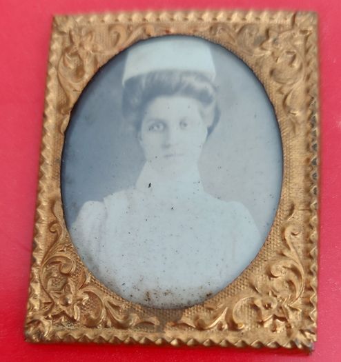 Ww1 1914 Trio Of  Medals And Photo Of J.Smith R.F.A. and his Sweetheart