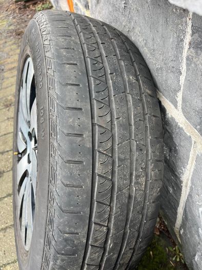 Land Range Rover Discovery 5 Aero 20" genuine wheels with tyres