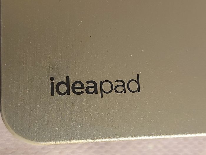 Lenovo Ideapad U350, Model 2963, Intel Core 2 Solo CPU U3500, 1.4GHz, 4GB Ram, 230GB SSD,  Windows 7 professional 32 bit, Opera, Firefox, Chrome and VLC