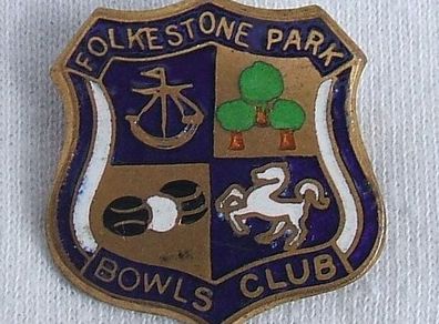 FOLKSTONE PARK BOWLS CLUB (Kent) - enamel bowling badge (c.1960's). Excellent condition.