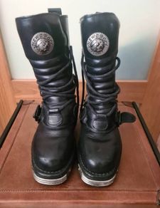 New Rock Boots Size 5