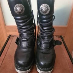 New Rock Boots Size 5