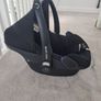 Maxi cosi car seat and ISO fix base Image 2