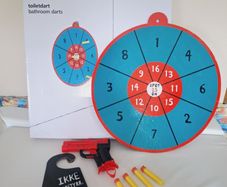 Toilet Darts - Fun Game