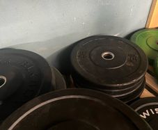 Bumper plate weights last few remaining