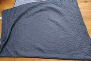 Bed throw