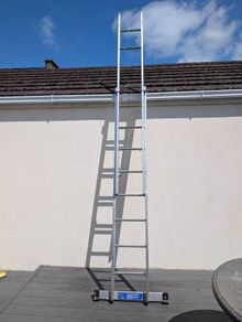Stradbally 4.2m (14ft) 2-Part Aluminium Extension Ladder