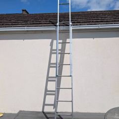 Stradbally 4.2m (14ft) 2-Part Aluminium Extension Ladder