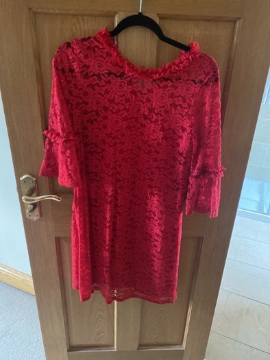 red lace dress