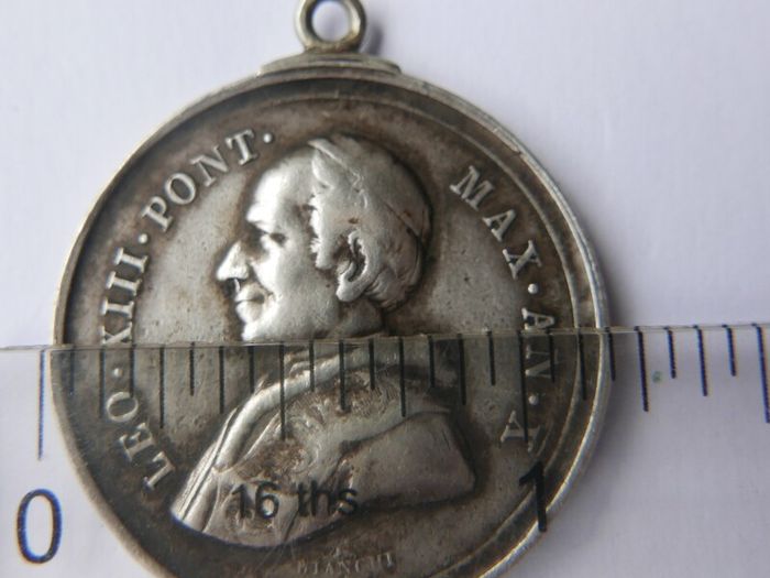 Antique 1888 Papal States Sterling Silver Medal. Pope Leo XIII. 50th Episcopal Preisthood. 11,1g