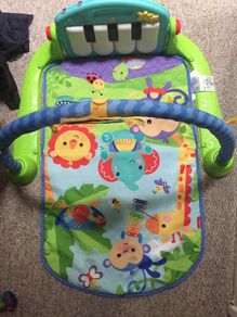 Baby gym with piano 20 euro