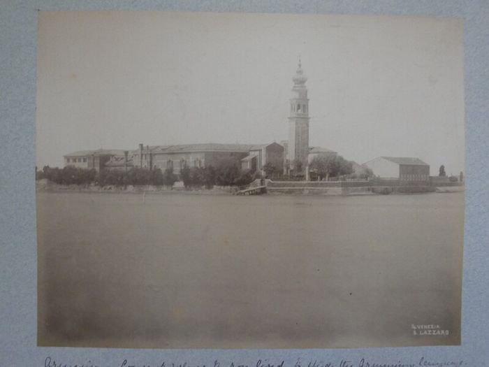 Victorian Photograph Album Photo Card Album  Antique Cabinet Card Photographs Photos ITALIA 21 Page 42 Photos